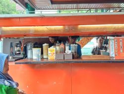 Ngopi di Atas Roda: Kisah Kombi Oranye yang Disulap Jadi Kedai Kopi