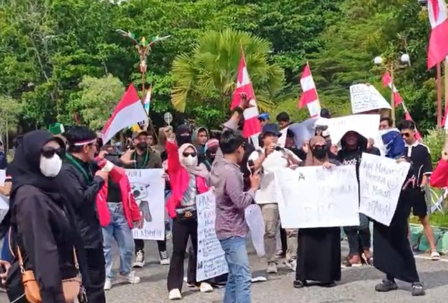 dprd kapuas