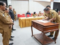 Wabup Lamandau Hadiri Sertijab Tiga Camat, Dorong Regenerasi dan Pelayanan Publik Lebih Baik