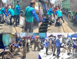 Pemkab Katingan Lakukan Pembersihan Drainase Pasar Kereng Pangi