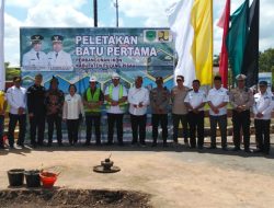 Bupati Ahmad Rifa’i Resmikan Peletakan Batu Pertama Ikon Pulang Pisau, Tugu Gagang Mandau Siap Hiasi Kota