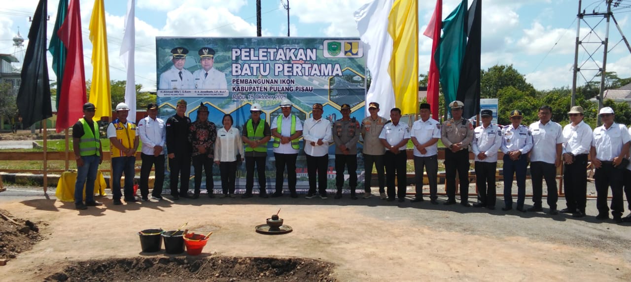 Tugu Gagang Mandau