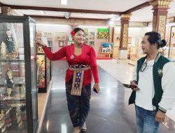 Patung Logam Campuran Bernilai Rp25 Juta Menarik Perhatian di Pasar UMKM Bali