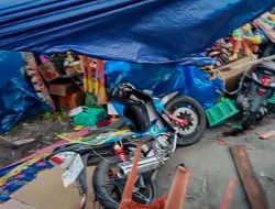 Mencari Nafkah di Tepi Jalan, Pedagang Petasan Tewas Ditabrak Mobil