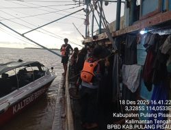 Perahu Pecah Dihantam Gelombang, Satu Korban Masih Dicari di Muara Sangiang Pulang Pisau
