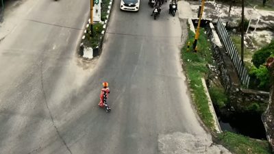 Awasi Badut Jalanan, Satpol PP Kotim Kerahkan Drone di Simpang Padat Sampit