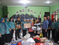 TP-PKK Katingan Salurkan Bantuan untuk Korban Kebakaran Kasongan Lama