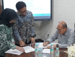 PLN dan Borneo Indobara Teken 23.040 REC, Perkuat Energi Bersih di Sektor Tambang