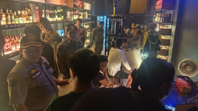 Toko Miras Asia Diduga Tak Kantongi Izin Minum di Tempat, Tapi Kenapa Satpol PP Masih Lunak?