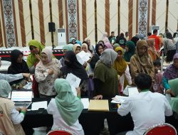 Warga Rasakan Manfaat Program Terang Berkah Ramadan PLN, Sembako Murah Bantu Penuhi Kebutuhan di Bulan Suci