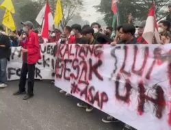 Cipayung Plus Kalteng Ultimatum Pemerintah 3×24 Jam, Desak Karhutla Jadi Bencana Nasional!